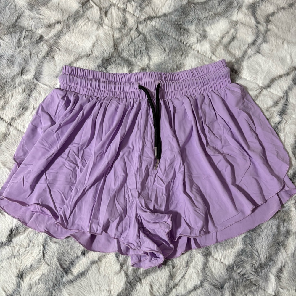 Girls L (12/14) Flowy athletic shorts
